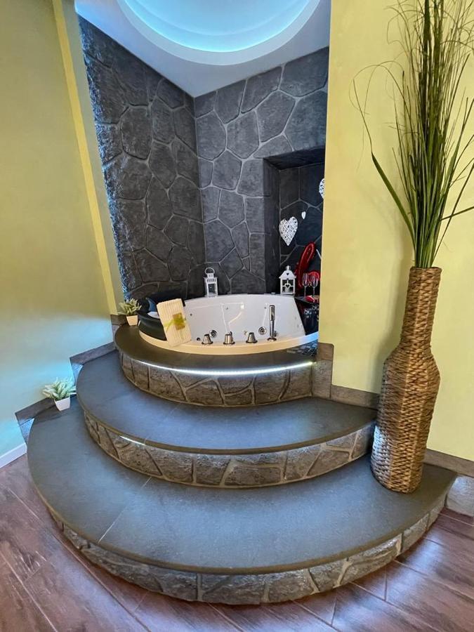 Th Luxury Suite Giardini-Naxos Exterior foto