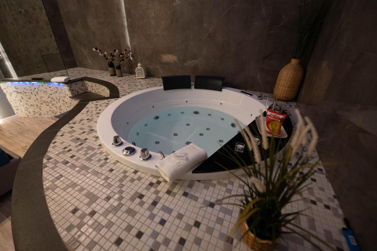 Th Luxury Suite Giardini-Naxos Exterior foto